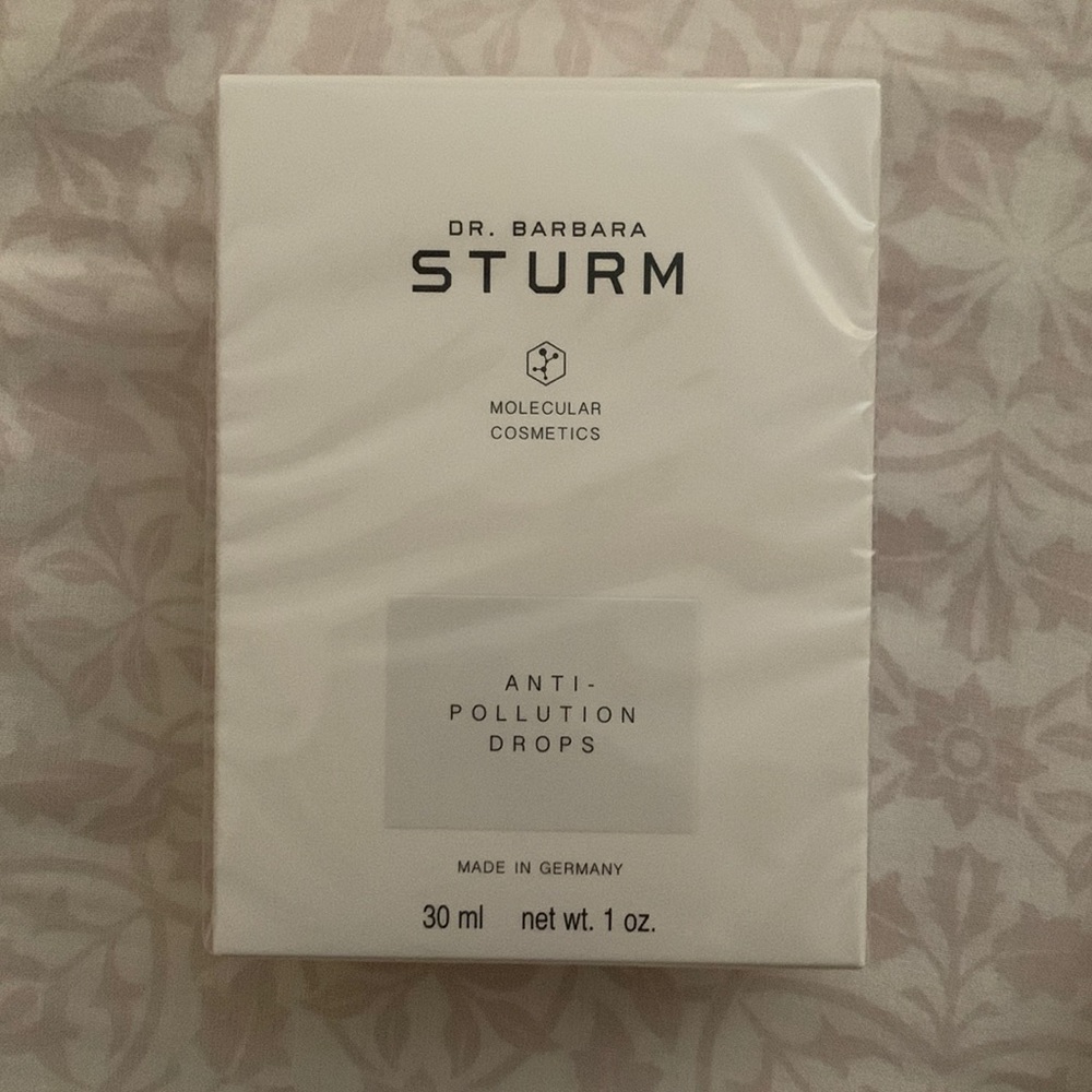 Brand new. Dr Barbara Sturm anti pollution drops
